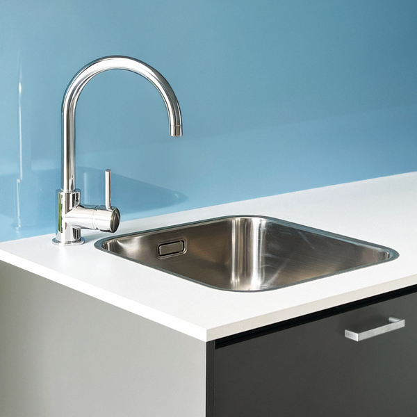 Modern kitchenette by Plumbob close up detail